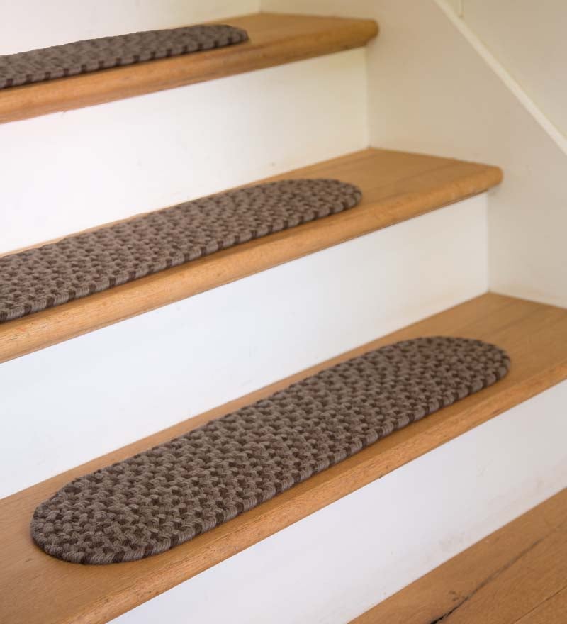 USA-Made Wool Braided Virginia Stair Tread, 8" x 28"
