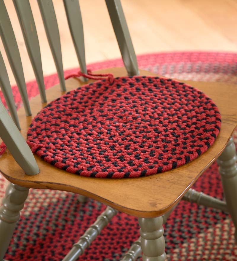 USA-Made Wool Braided Virginia Chair Pad, 15" dia.