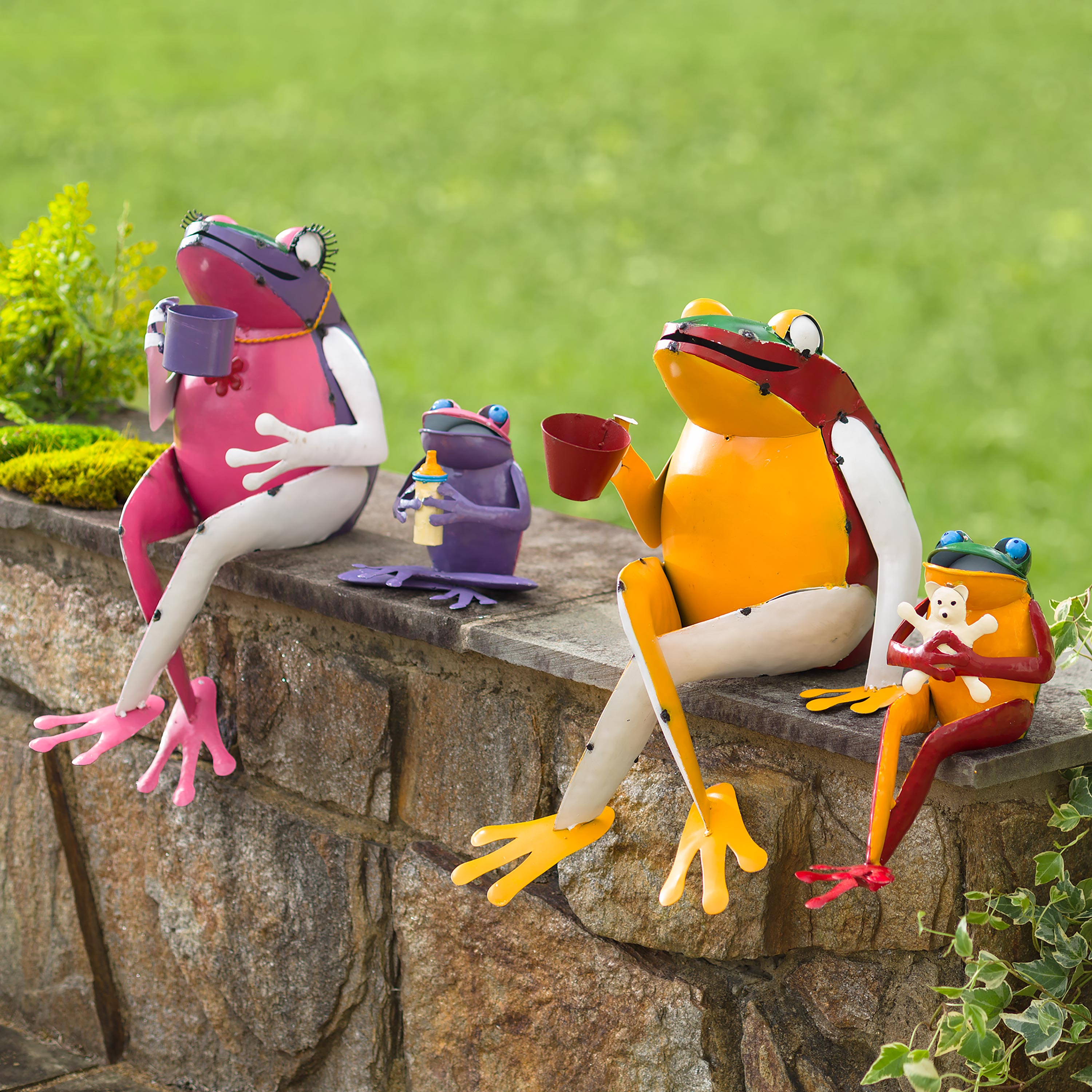 Recycled Metal Frog Family Garden Art Statues, Set of 4