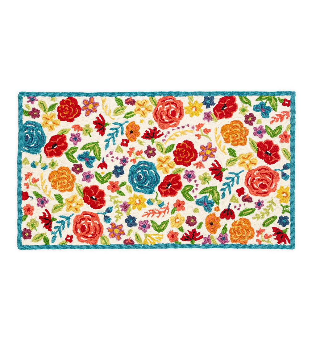 Indoor/Outdoor Spring Flowers Polypropylene Accent Rug