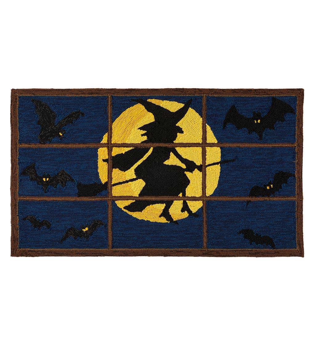 Indoor/Outdoor Halloween Flying Witch Hooked Accent Rug