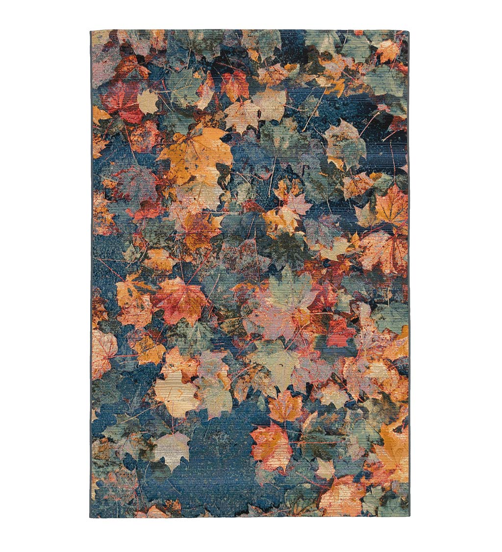 Autumn Leaves 100% Polypropylene Indoor/Outdoor Rug