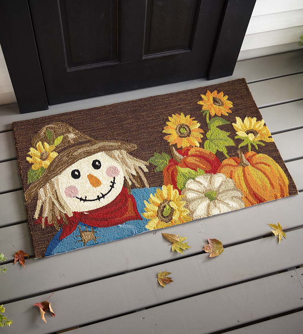 Indoor/Outdoor Scarecrow Hand Hooked Polypropylene Accent Rug