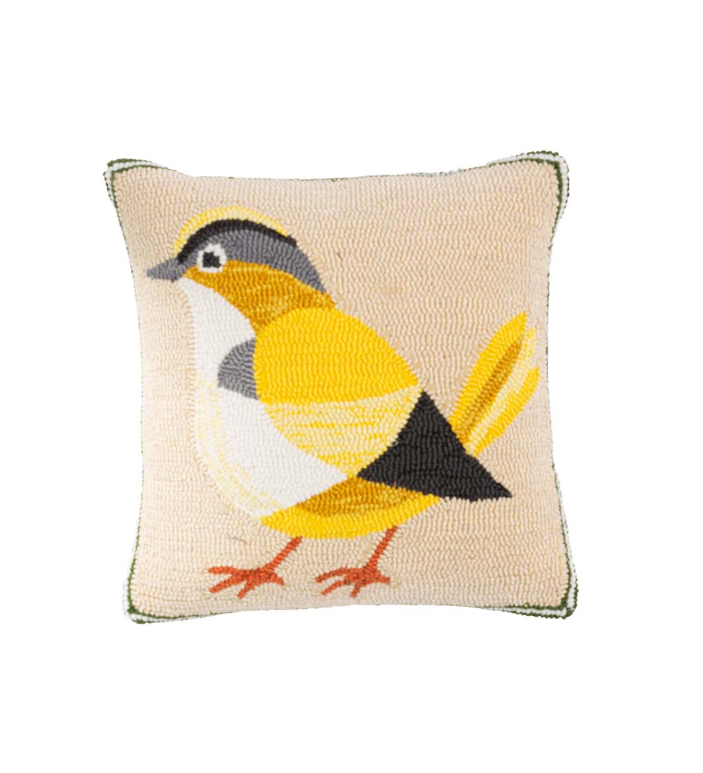 Indoor/Outdoor Hooked Polypropylene Wren Throw Pillow