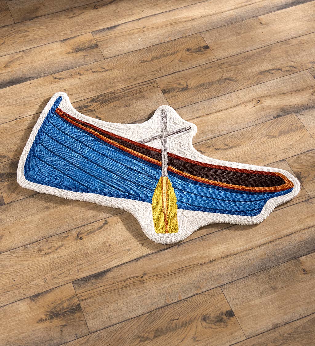 Indoor/Outdoor Row Boat Hooked Polypropylene Accent Rug