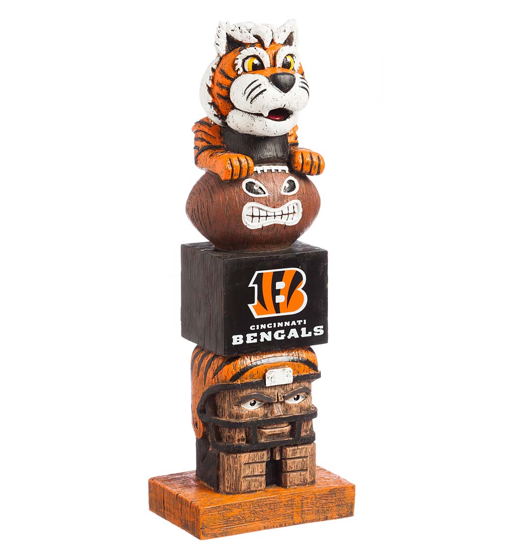 Indoor/Outdoor NFL Team Pride Totem Garden Statue