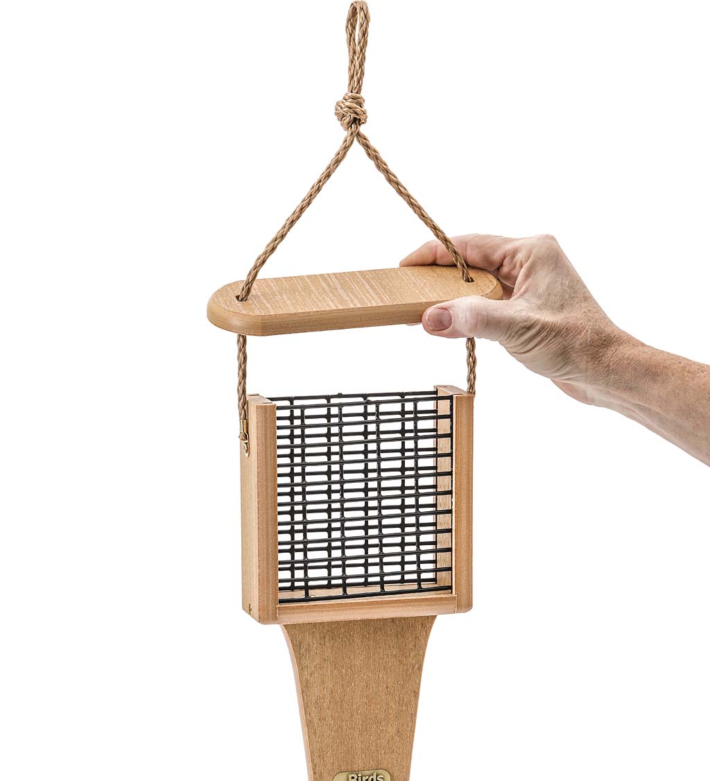 Recycled Poly-Lumber Single Cake Suet Feeder