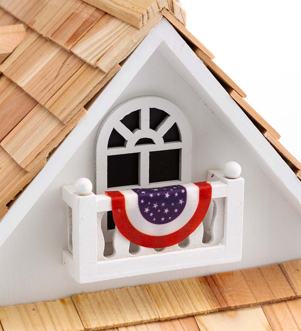 Patriotic Birdhouse with Americana Bunting and Pedestal Pole Set
