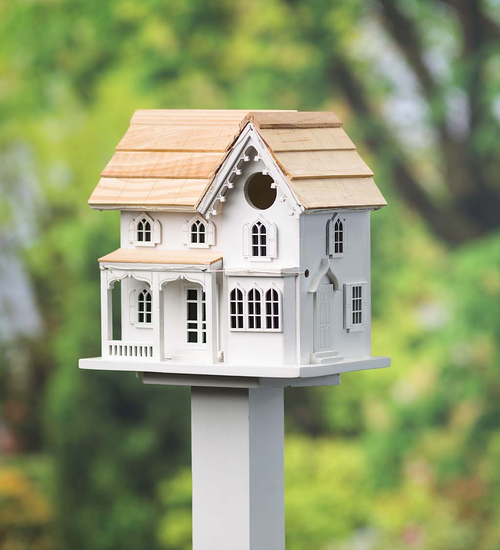 Madison Farmhouse Lighted Birdhouse