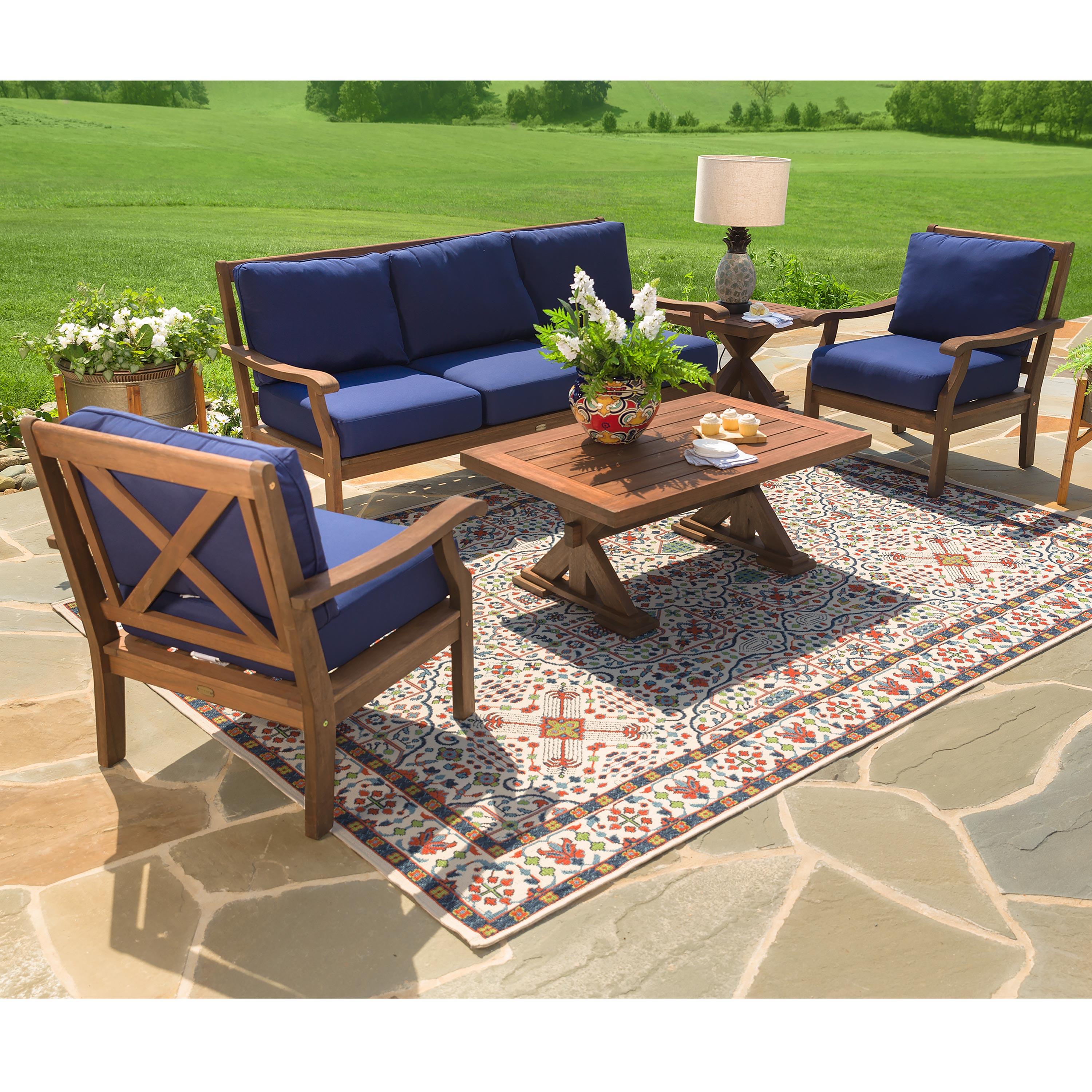 Indoor/Outdoor Brunswick Tapestry Polypropylene Rug