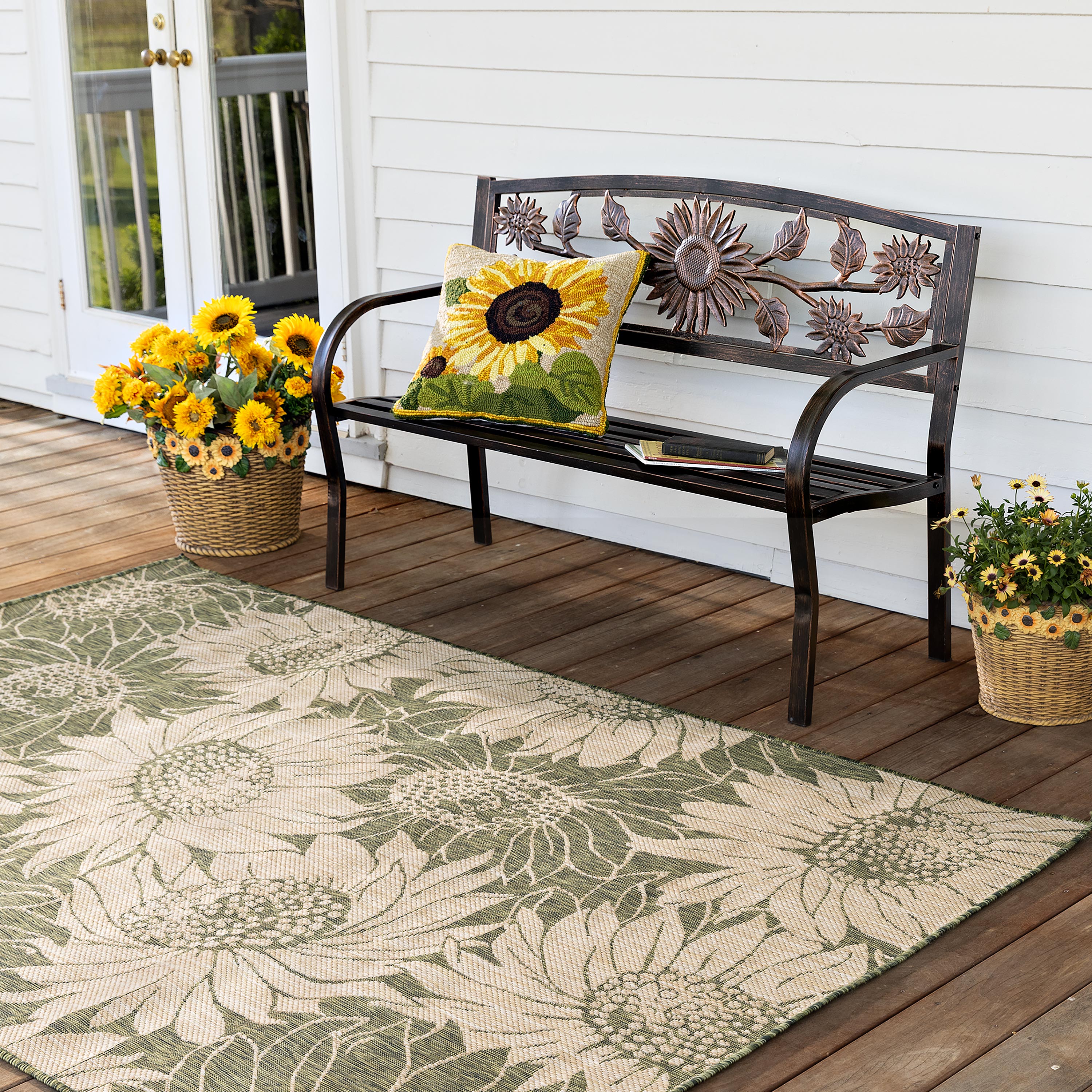 Indoor/Outdoor Sunflower Rug