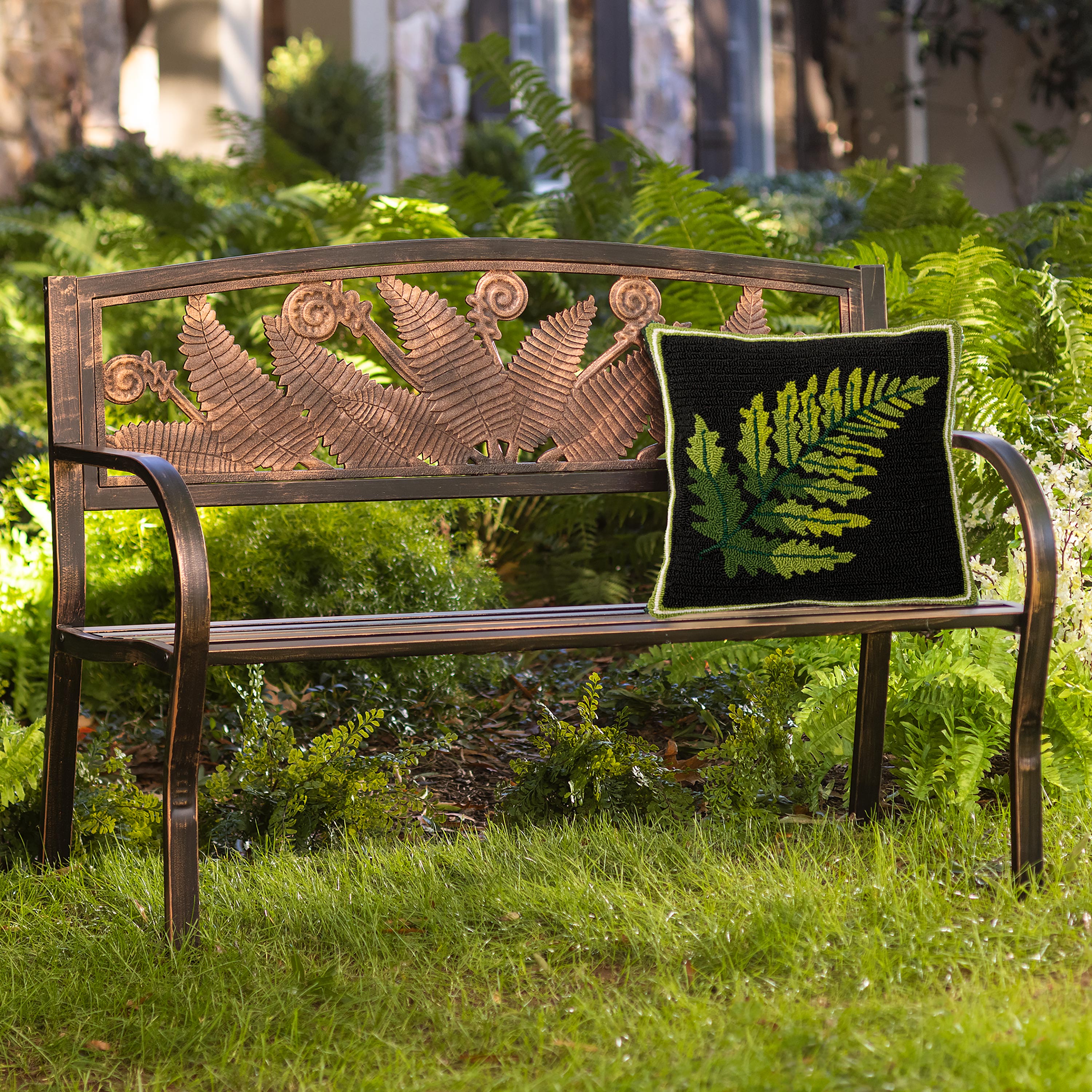 Indoor/Outdoor Fern Hooked Throw Pillow