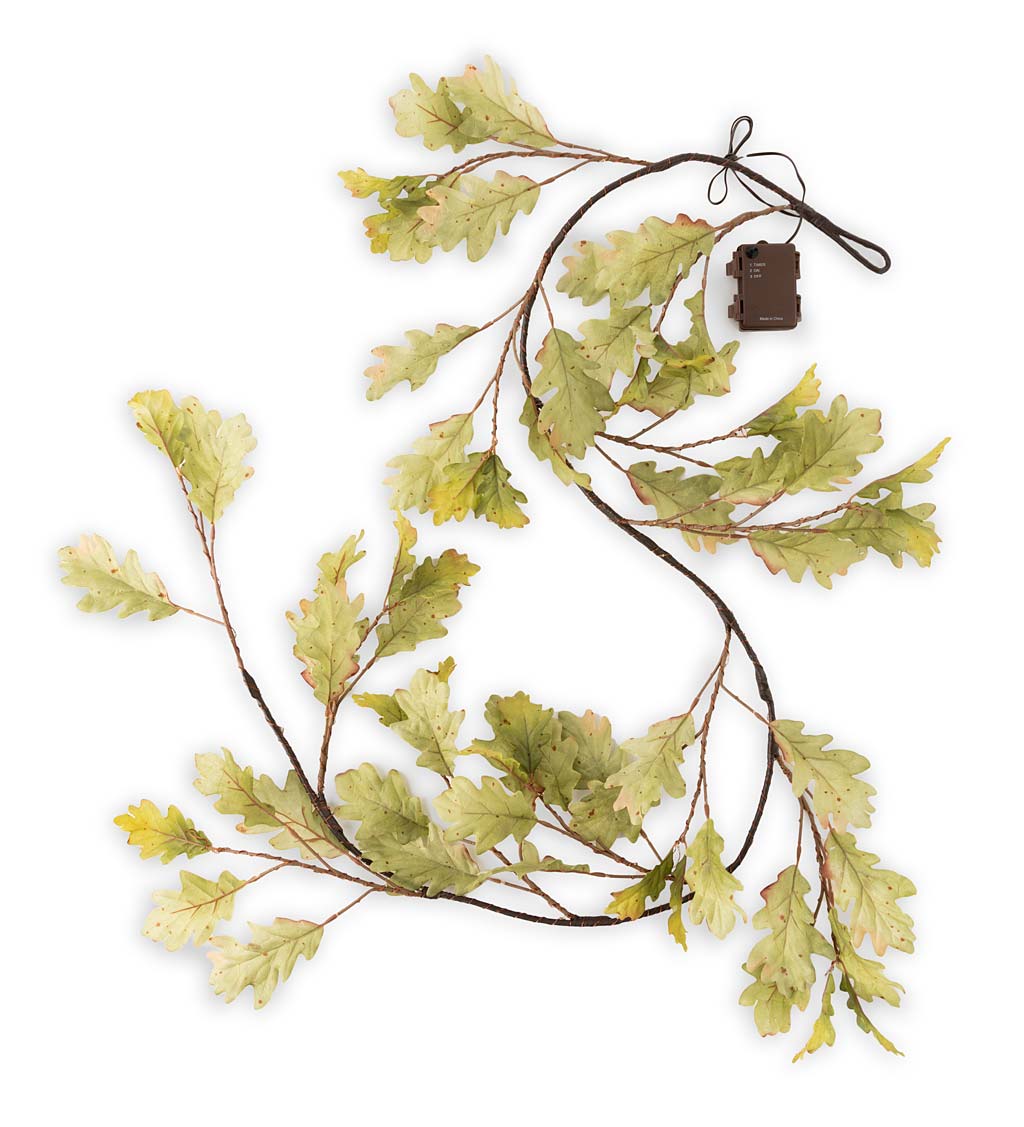 Indoor/Outdoor Lighted Moss Oak Garland