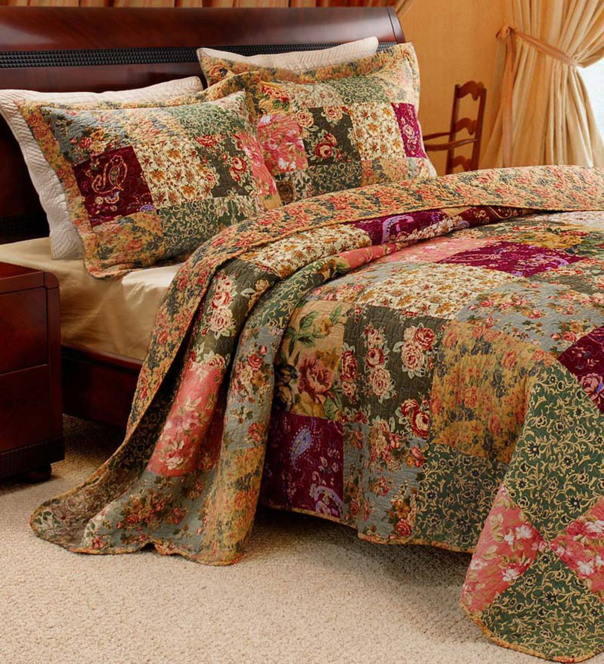 Cotton Paisley Patchwork Block Reversible Bedspread And Shams