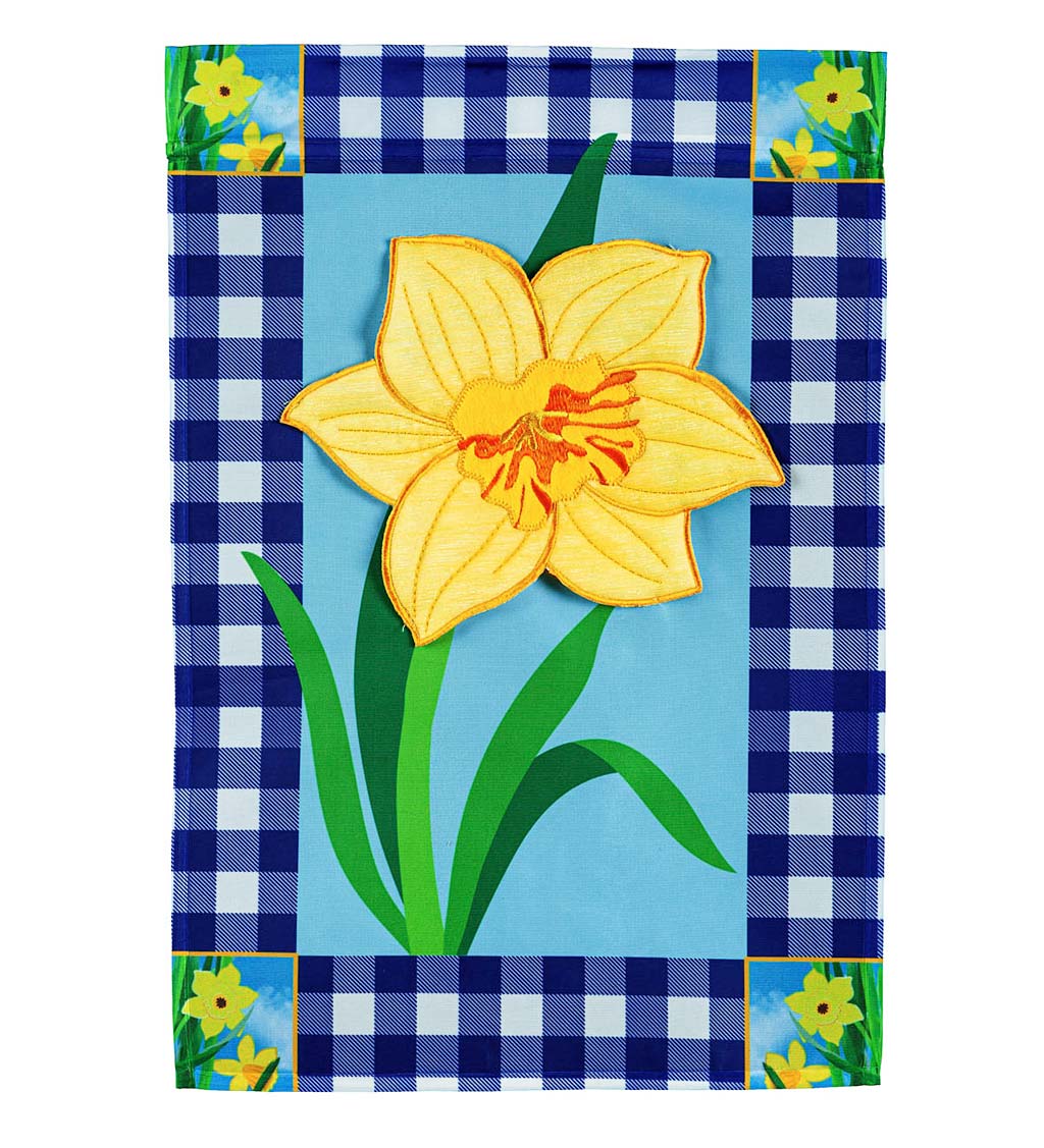 Buffalo Check Daffodils Garden Flag