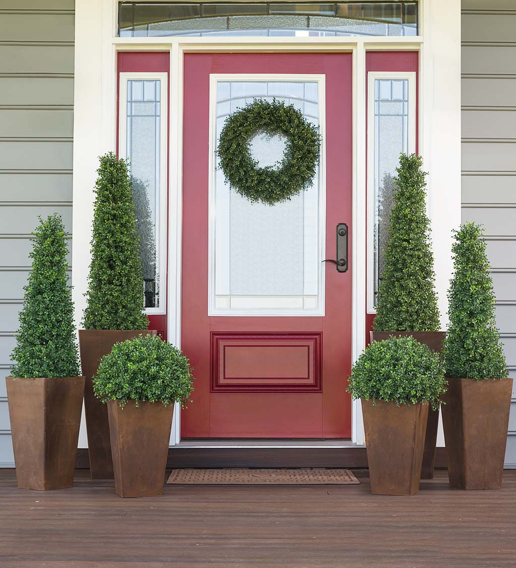 Indoor/Outdoor Faux Boxwood Greenery Accents