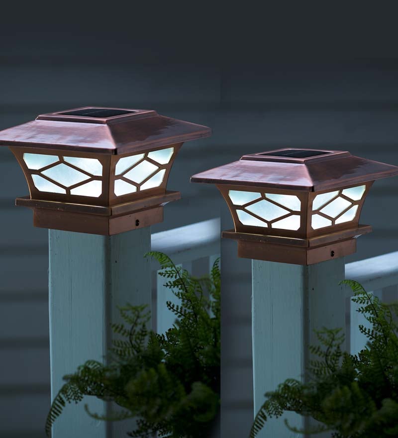 Classic Solar Post Cap Lights, Set of 2 swatch image