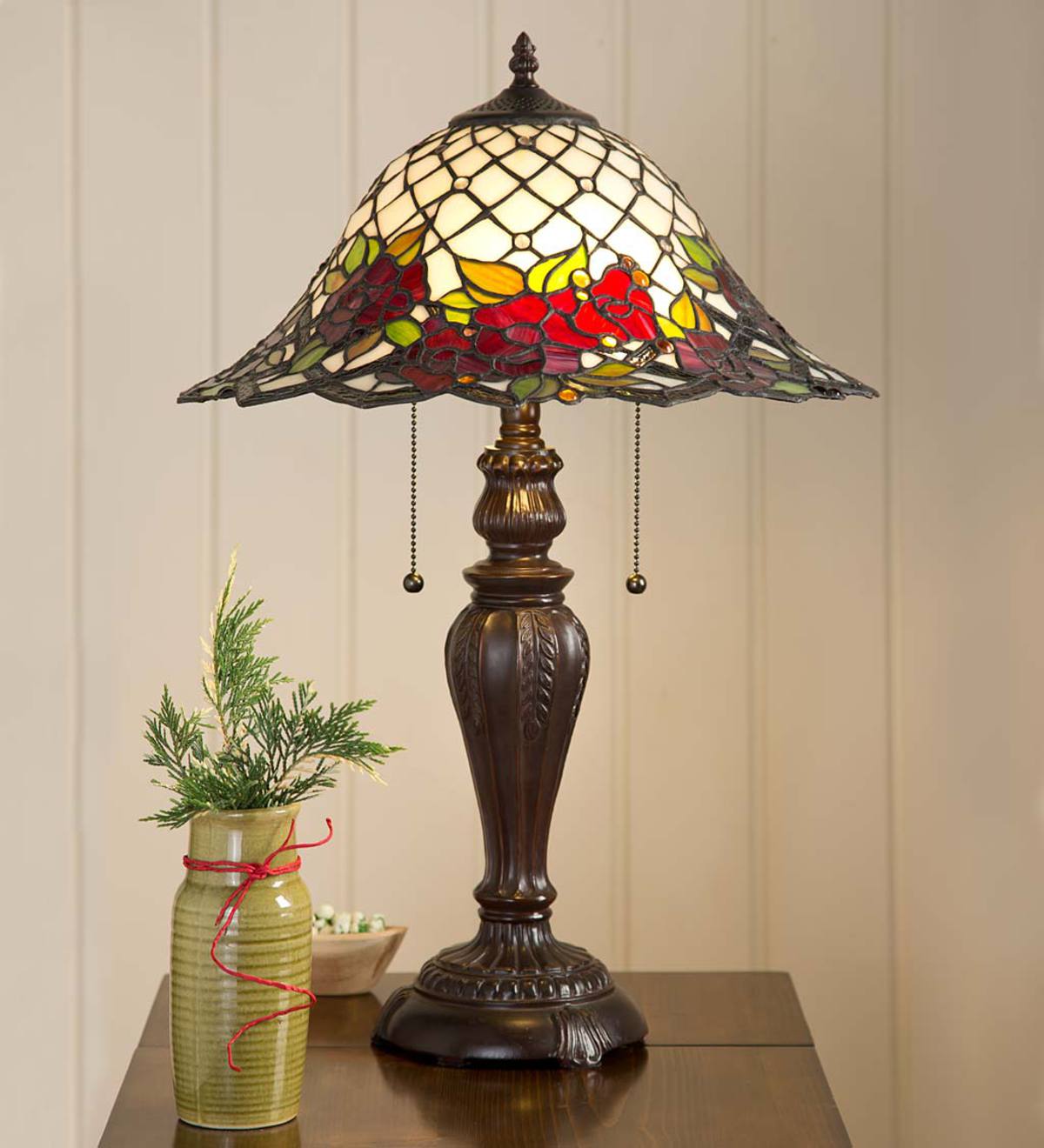 Chesterfield Tiffany Style Stained Glass Table Lamp