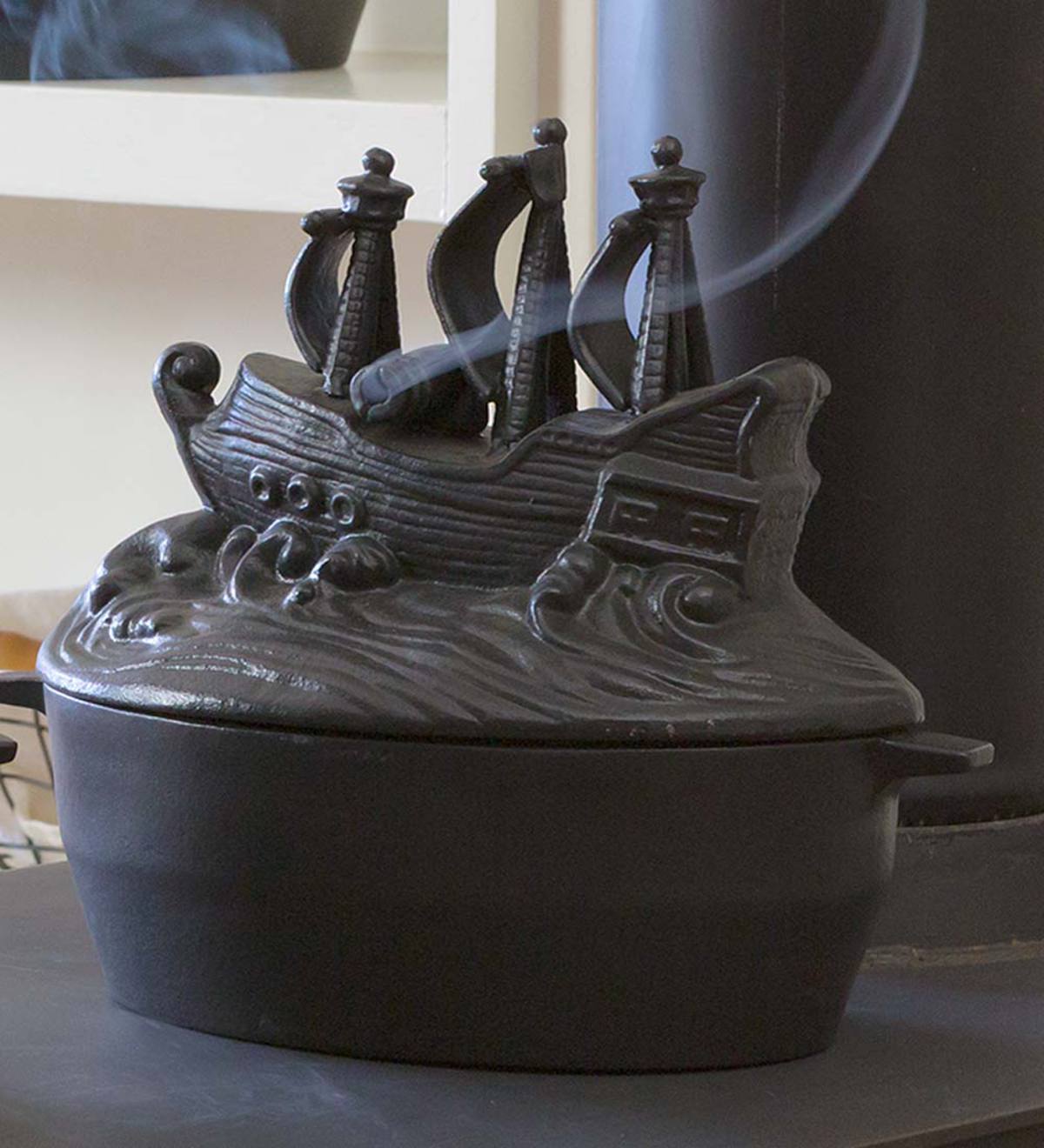 Cast Iron Pirate Ship Wood Stove Steamer
