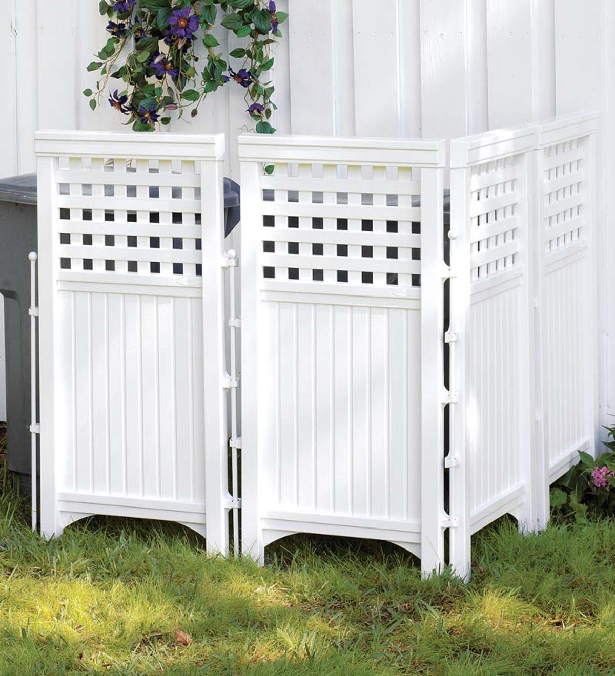 Adjustable Outdoor White Resin Four-Panel Screen