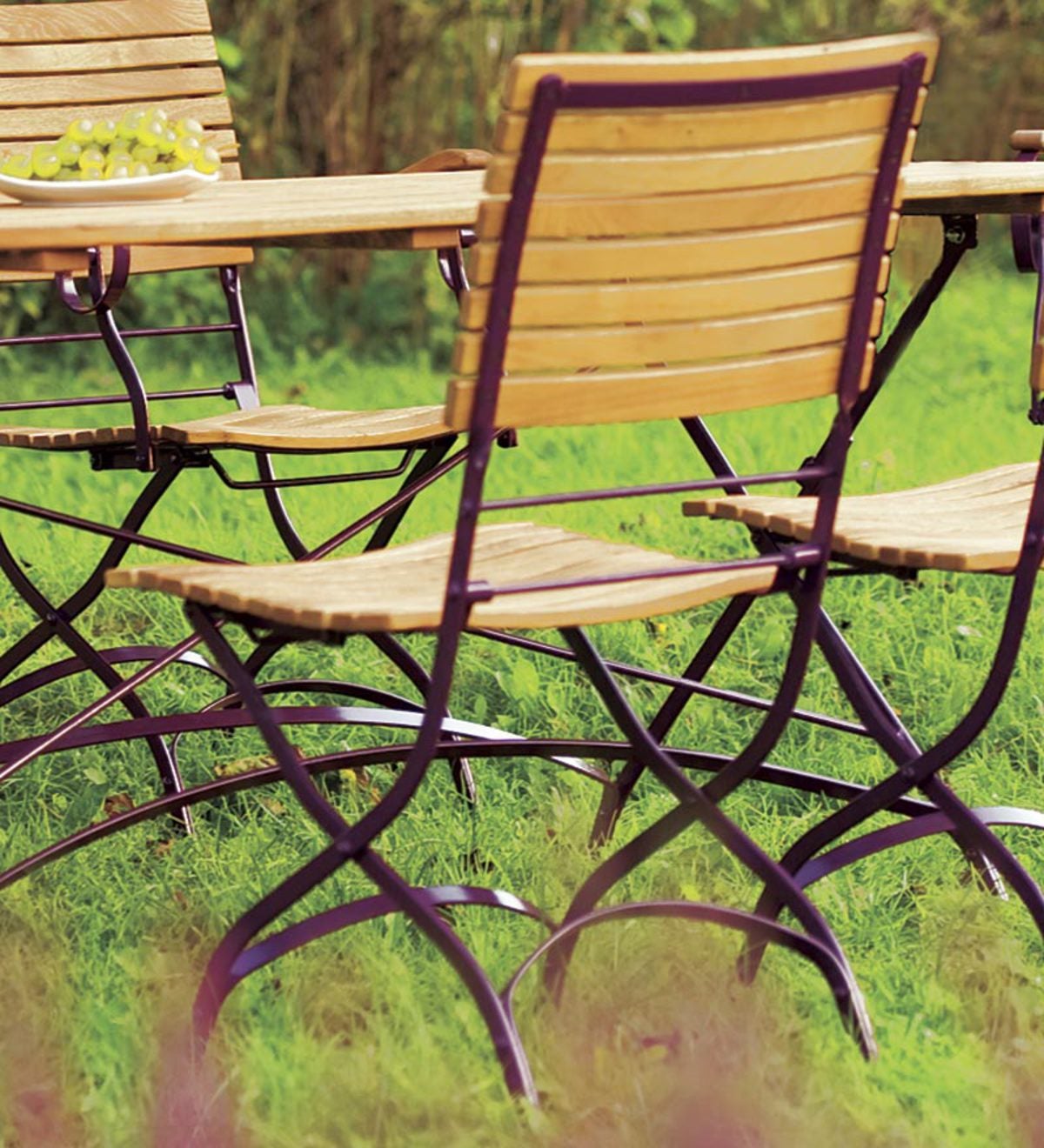 Rosalie Robinia Outdoor Folding chair: 16-3/4”x 23-3/4”x 33-1/3”