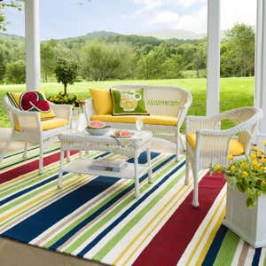 Indoor/Outdoor Rainbow Stripe Hooked Rug