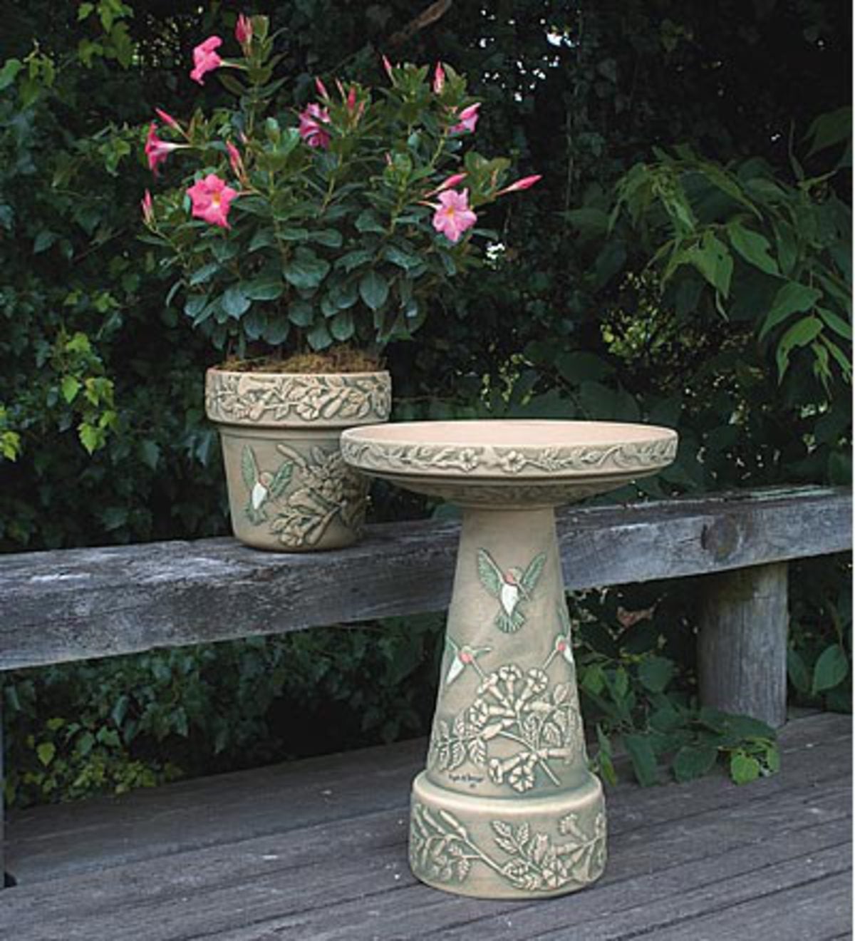 Hummingbird Birdbath