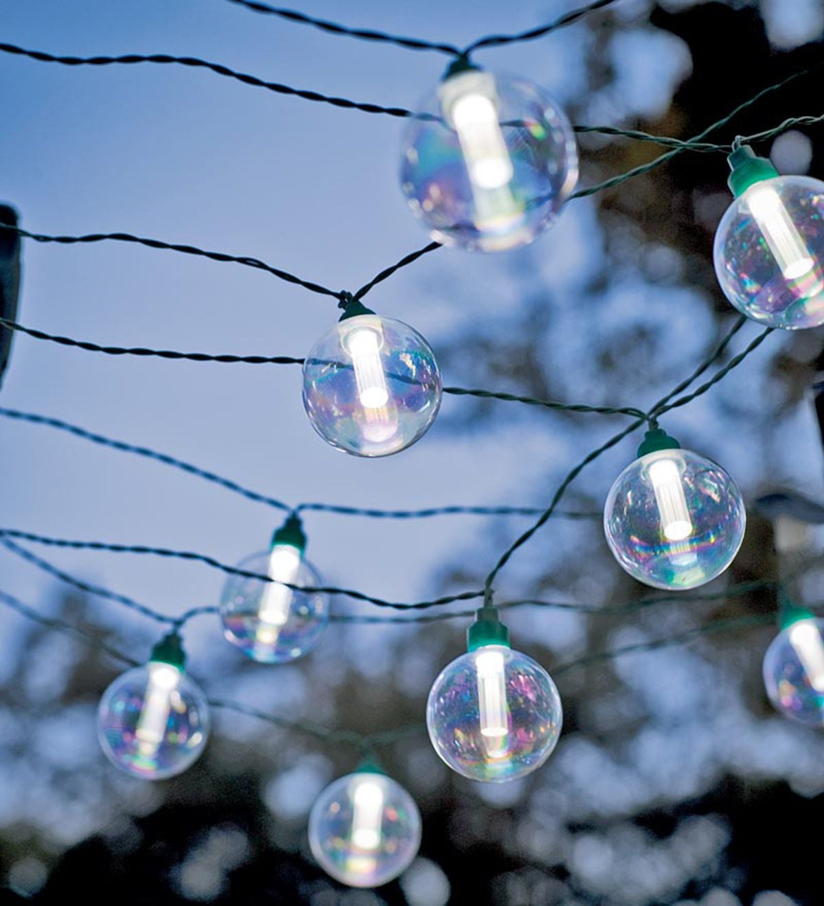 25 Bulb Solar-Powered Globe String Lights