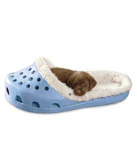 Sasquatch!® Shoe Small Pet Bed - Pink