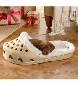 Sasquatch!® Shoe Small Pet Bed - Pink