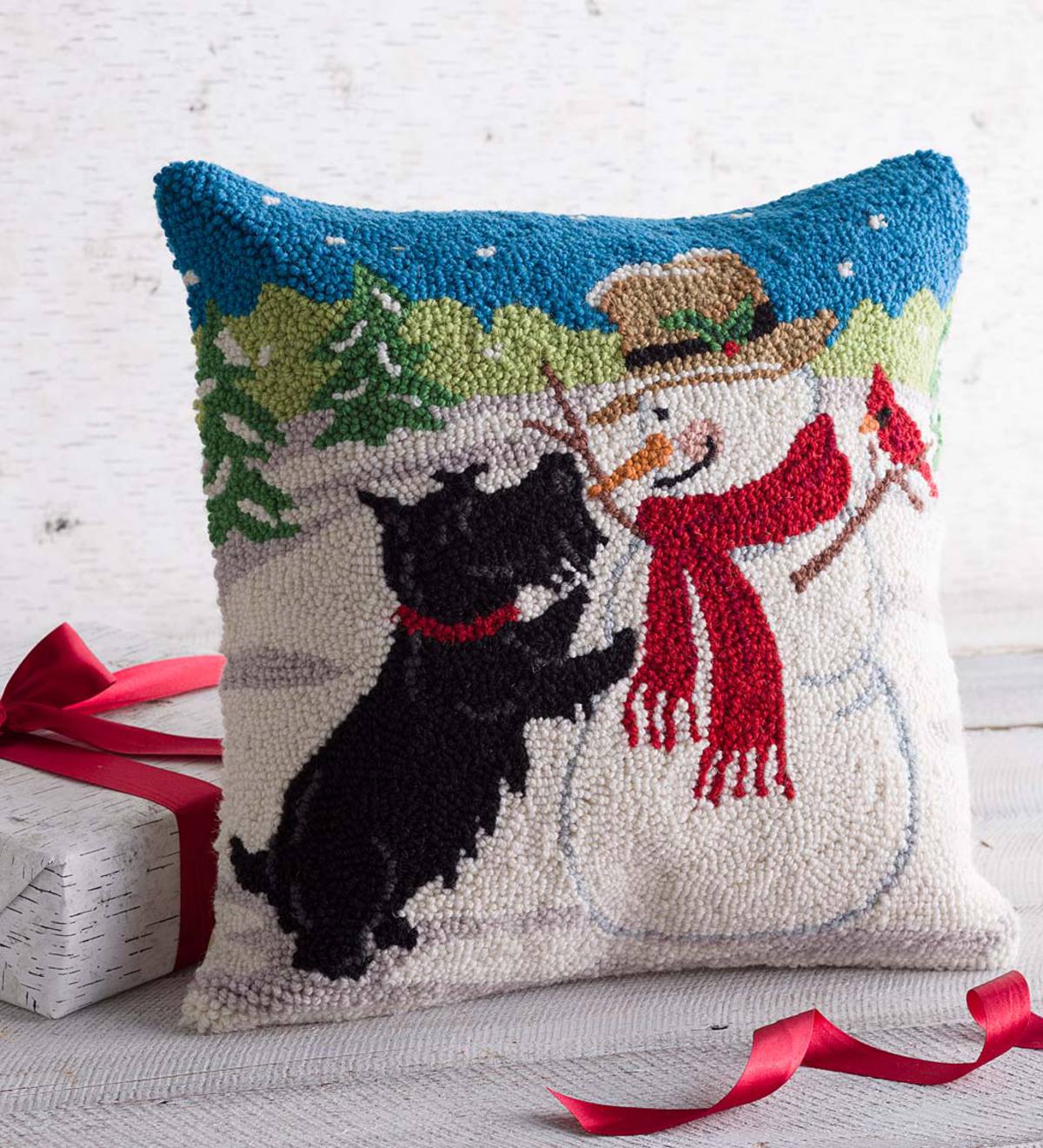 Hooked Wool Scottish Terrier Holiday Throw Pillow