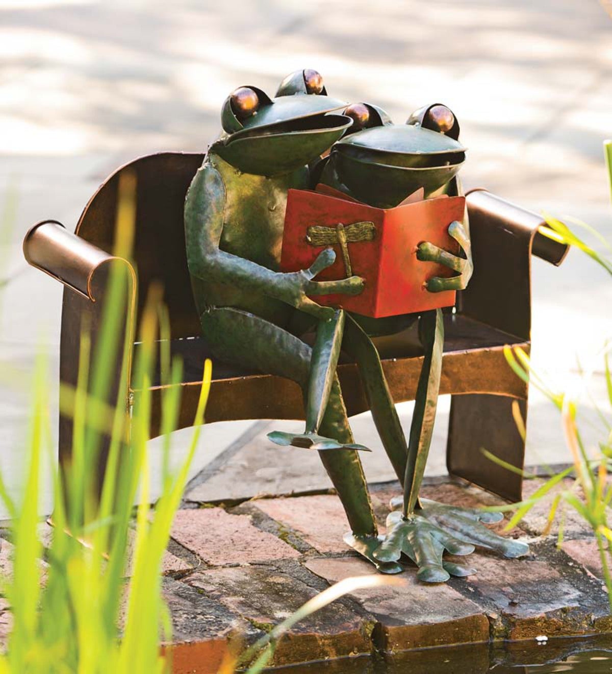 Handmade Recycled Metal Frog Couple Garden Art
