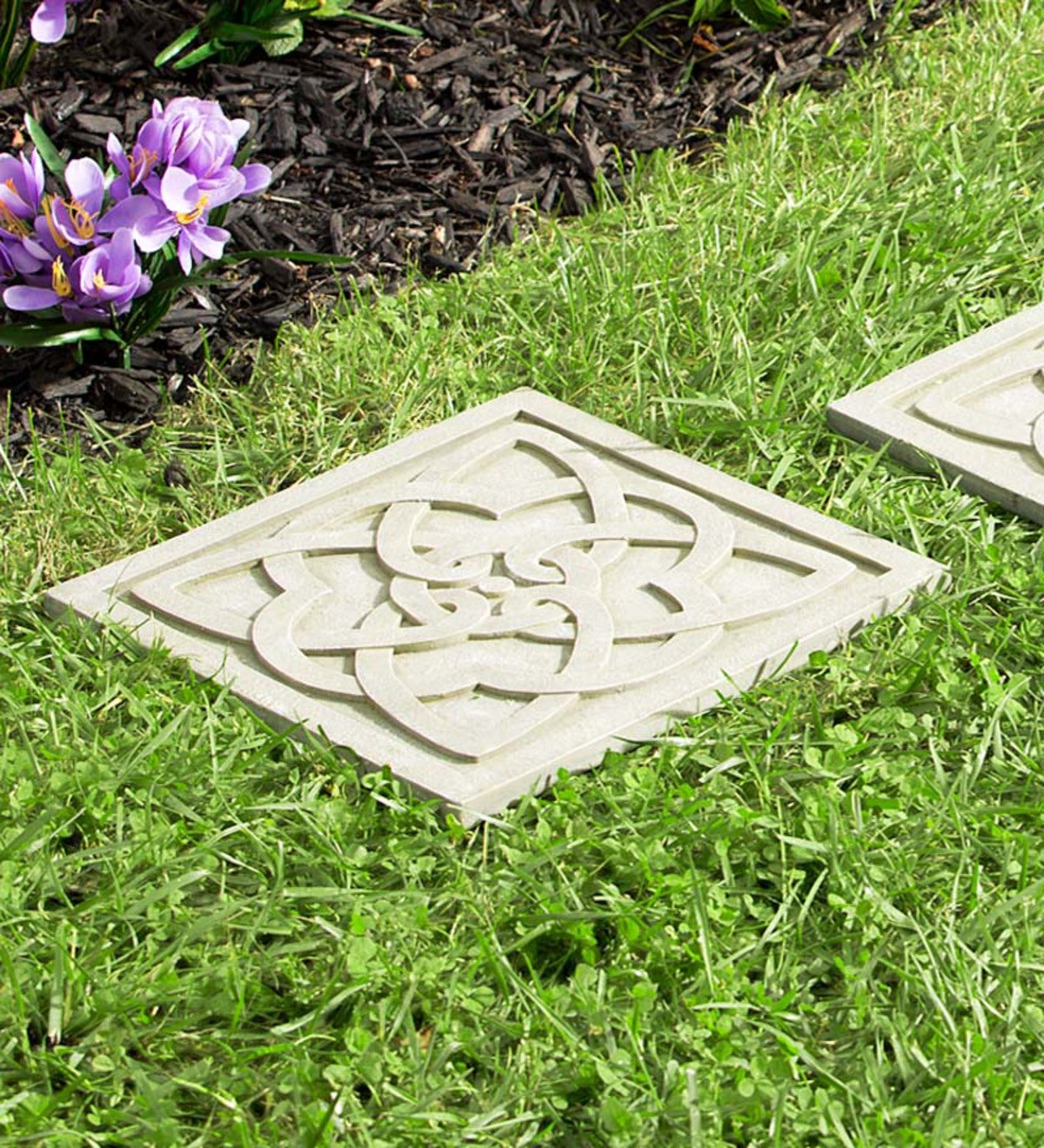 Celtic Knot Stepping Stone Accent