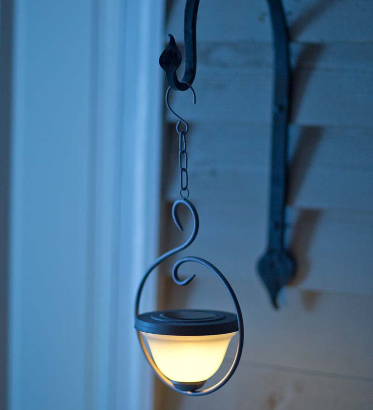 Solar Hanging Lantern With Circular Design