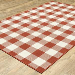 Buffalo Plaid Indoor and Outdoor Polypropylene Rug, 5'3" x 7'6"