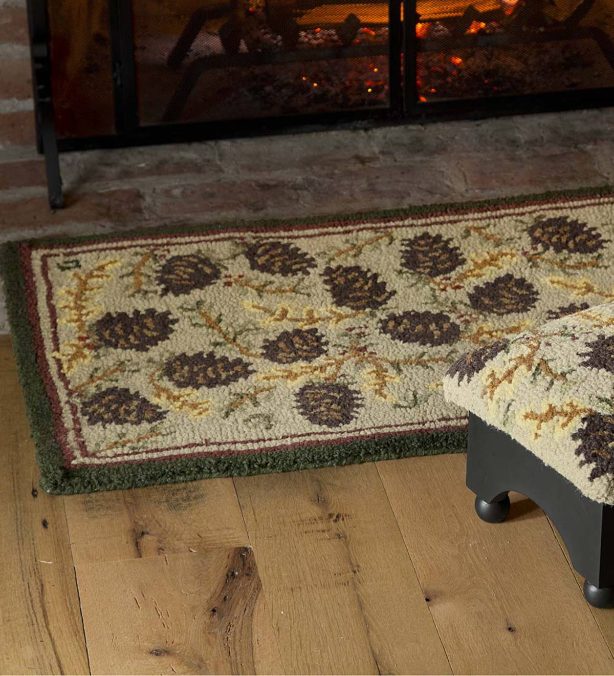 Wool Pine Cone Hearth Rug with Border, 2' x 4'