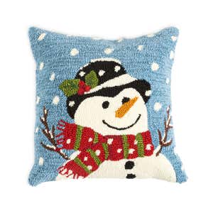 Indoor/Outdoor Hooked Polypropylene Snowman Throw Pillow