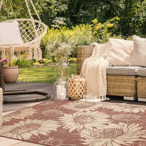 Indoor/Outdoor Sunflower Rug