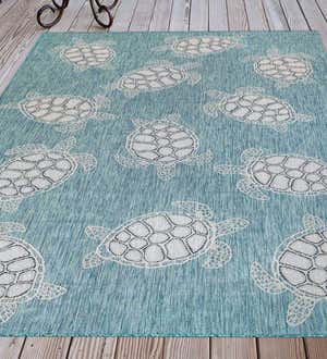 Indoor/Outdoor Textured Sea Turtles Polypropylene Rug, 6'6" x 9'4"