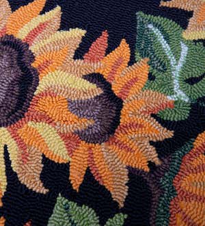 Sunflower Indoor/Outdoor Accent Rug