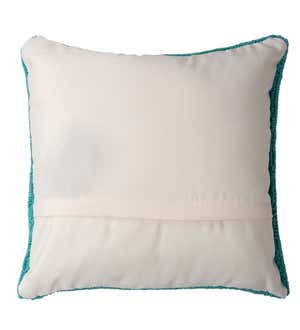 Light-Up Snowflake Wreath Hooked Polypropylene Throw Pillow