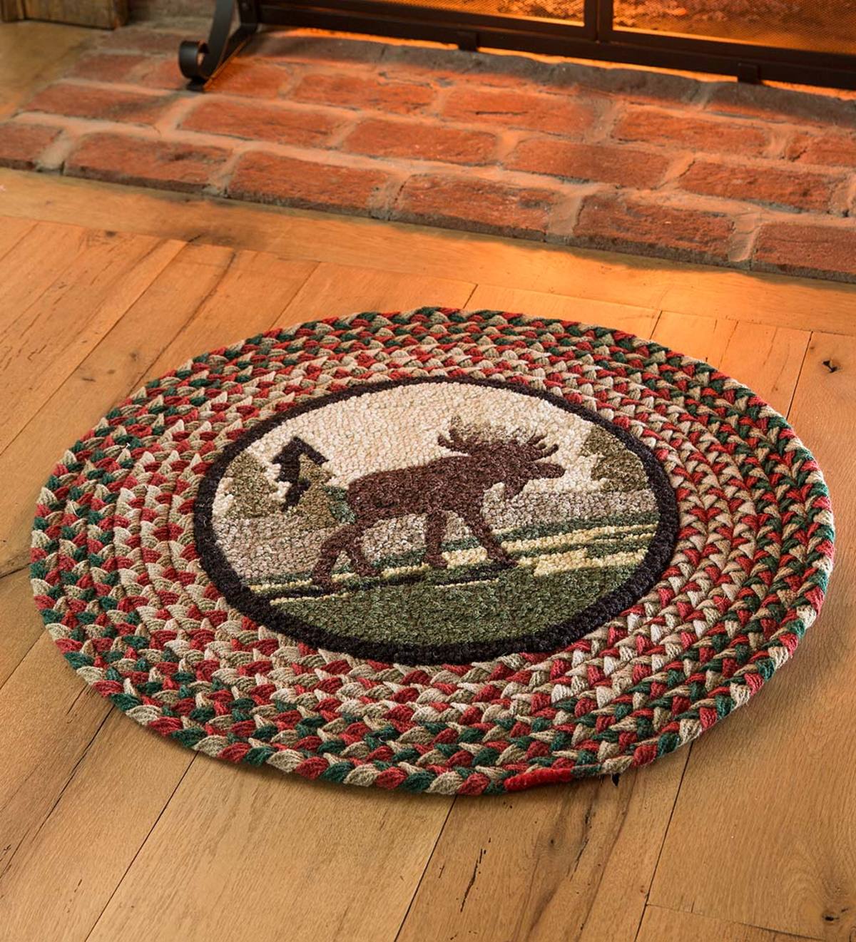 Hooked Wool and Braided Cotton Moose Round Accent Rug