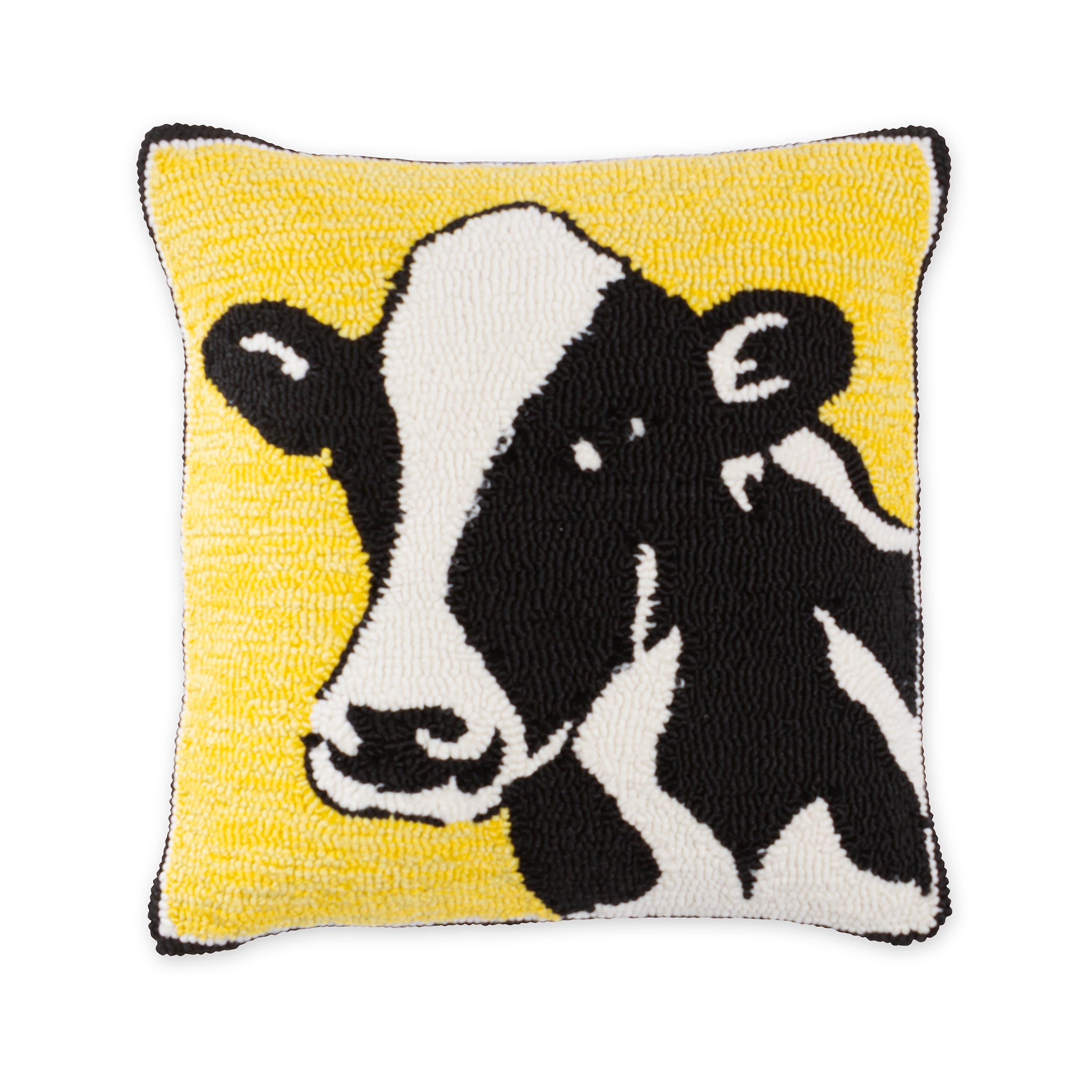 Indoor/Outdoor Hooked Polypropylene Cow Throw Pillow
