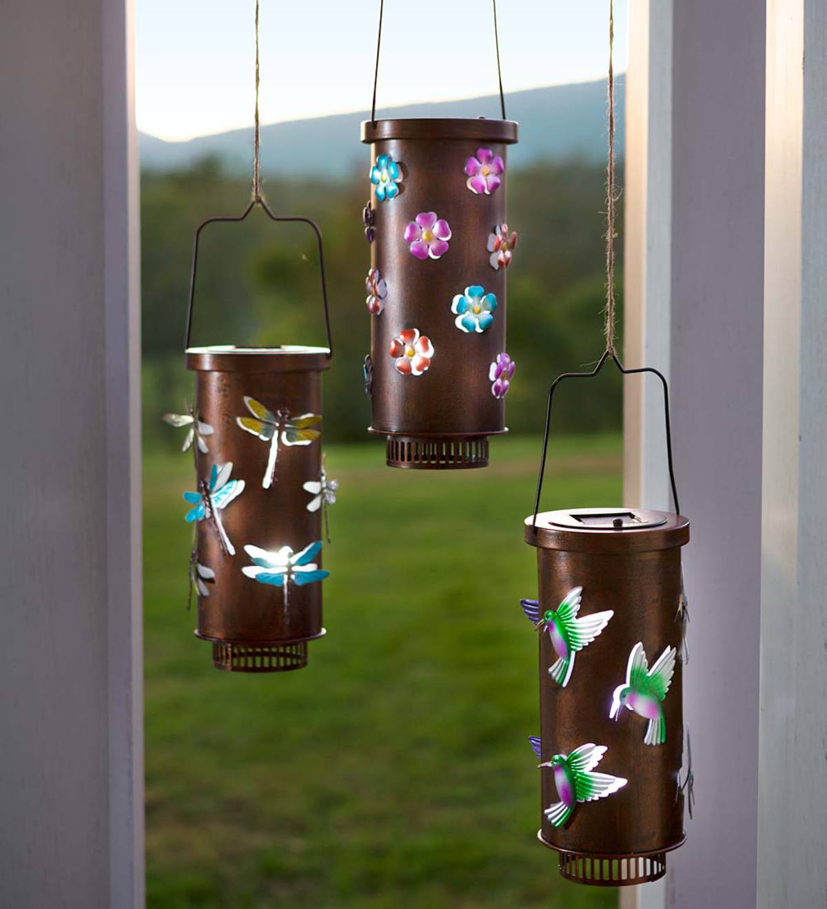 Solar Nature Lantern with 3D Icons