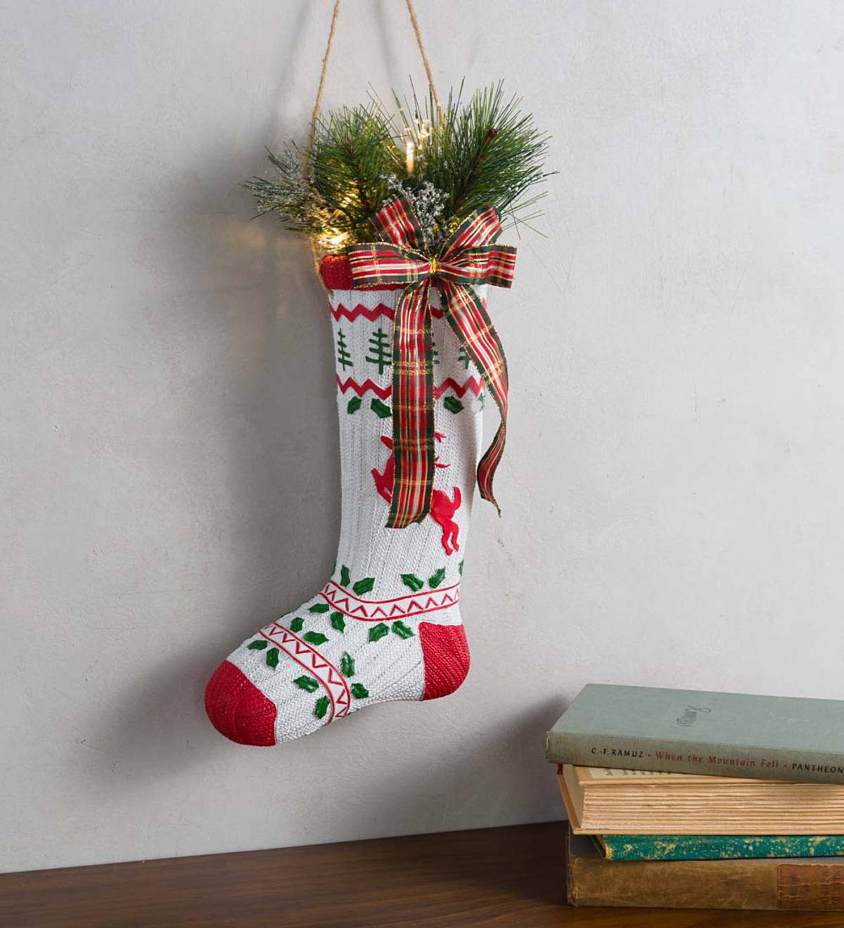 Lighted Vintage Stocking Décor