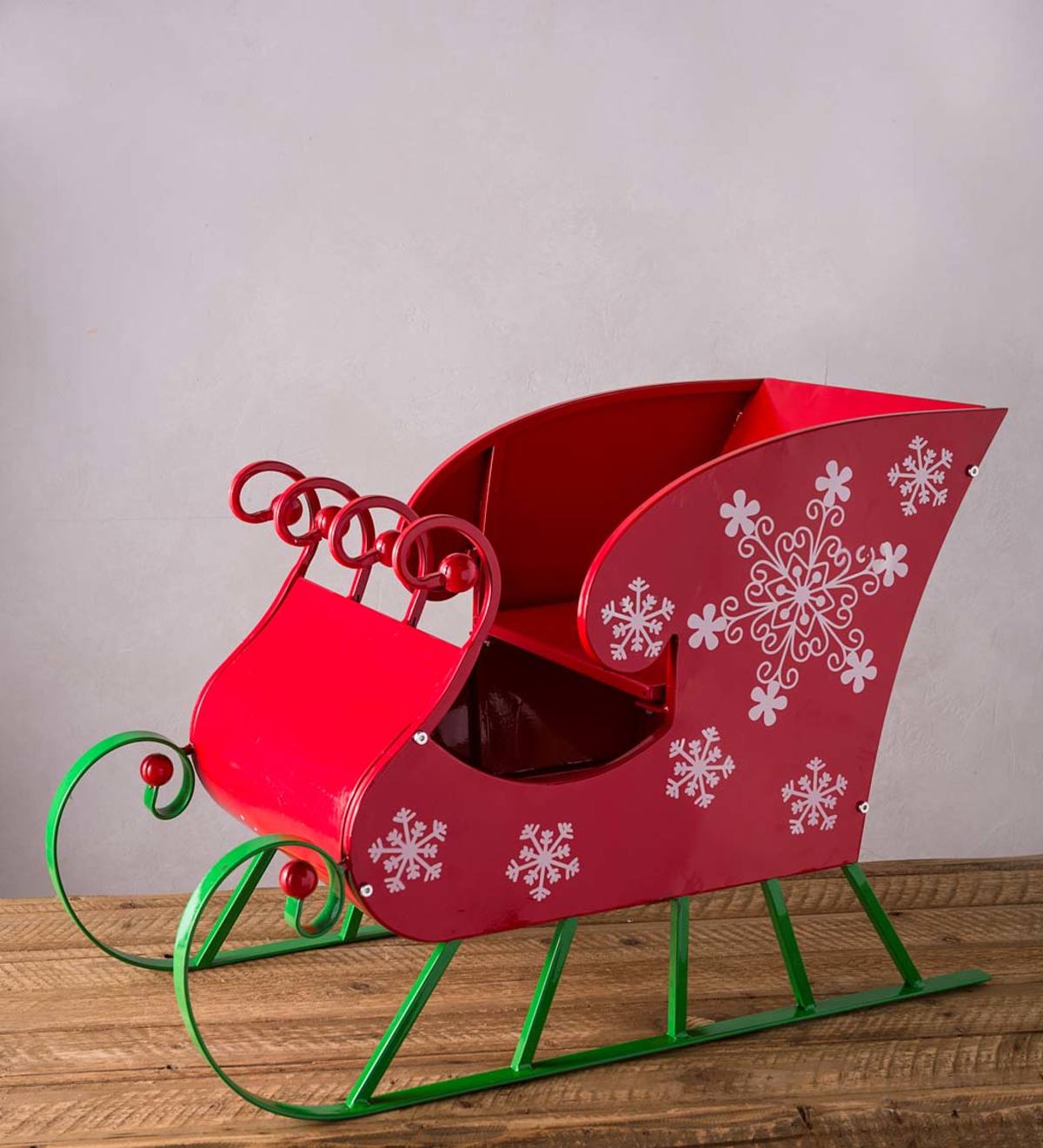 Red Metal Sleigh Decoration