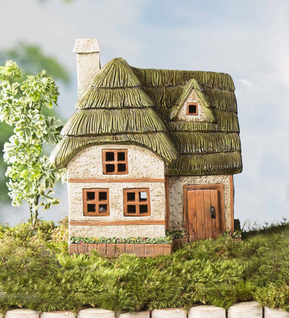 Miniature Fairy Garden Solar Two-Story Cottage
