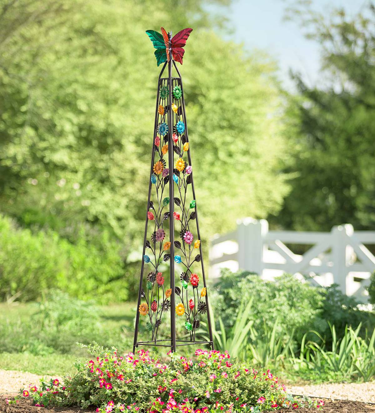Trellis with Butterfly Spinner