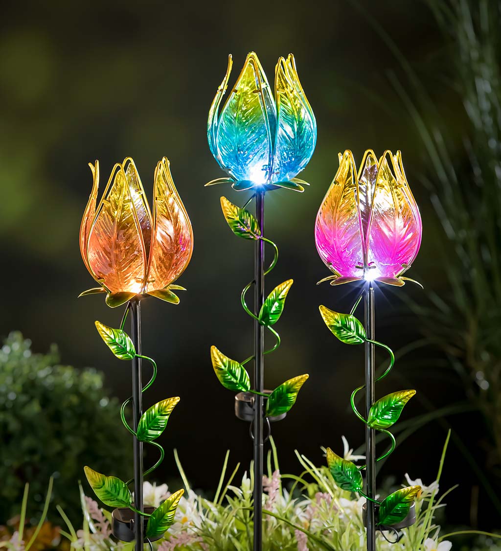 Ombre Flower Solar Garden Stake