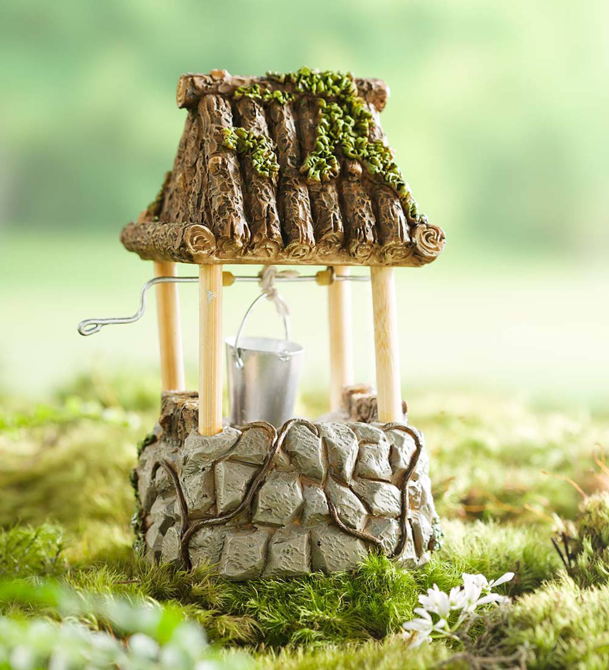 Miniature Fairy Garden Wishing Well